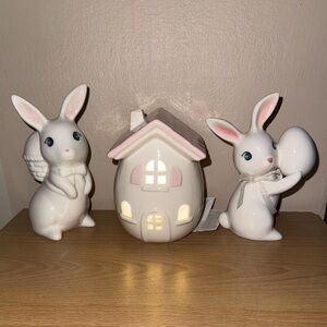 Target Bullseye Playground Lit Mushroom House with 2 Bunnies